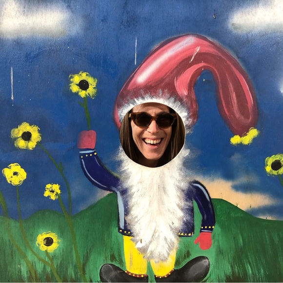 Meet your Posher, Kelly - Picture 5 of 5